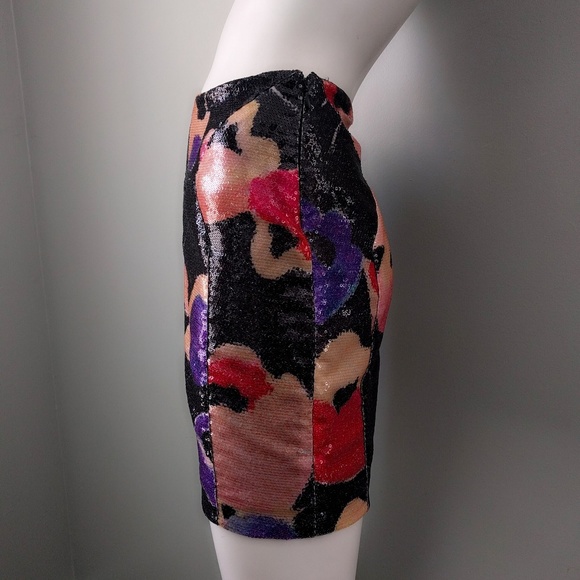 DVF Kawa Poppy Sequin Miniskirt 6 v-day - Picture 4 of 5